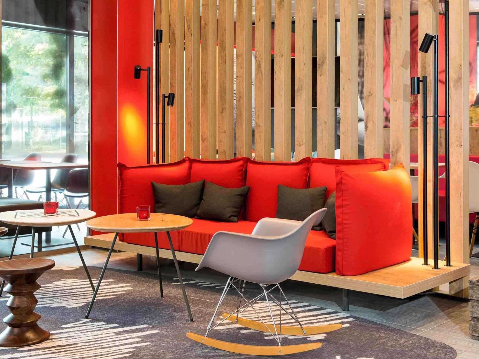Отель Ibis Muenchen Airport Sued Халльбергмос Экстерьер фото